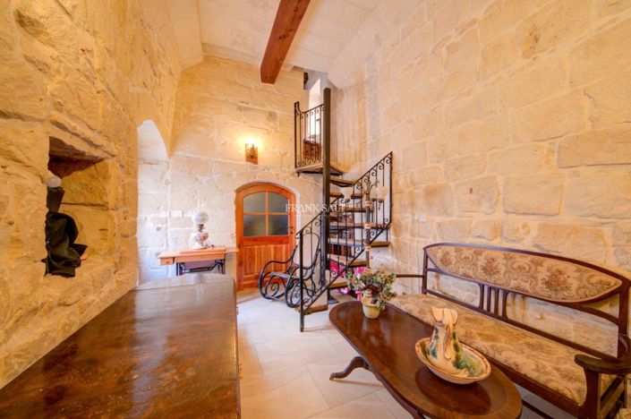 Image No.9-Propriété de 4 chambres à vendre à Qormi