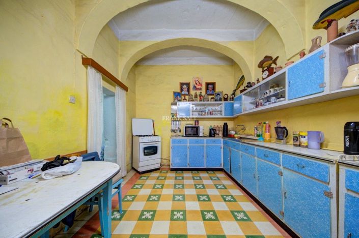 Image No.3-Propriété de 4 chambres à vendre à Zurrieq