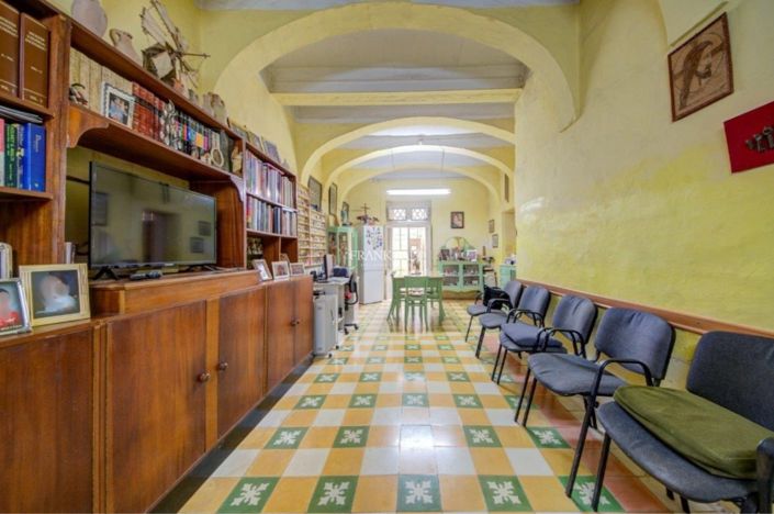 Image No.5-Propriété de 4 chambres à vendre à Zurrieq