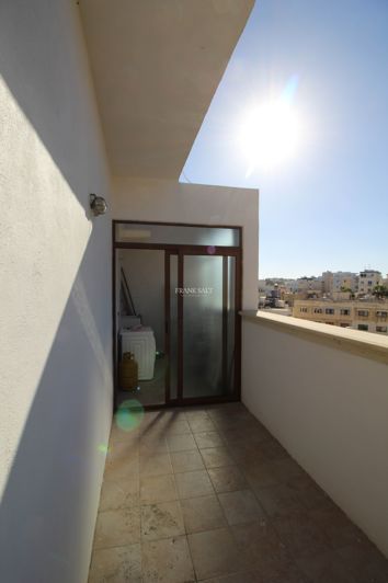 Image No.9-1 Bed Property for sale