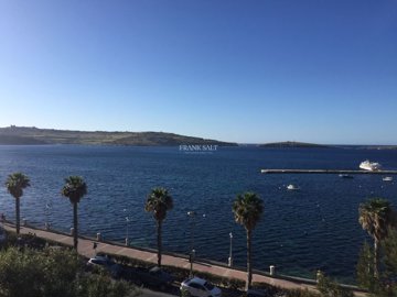 dc03e8fe-4dd1-443c-87a7-5bfde182a755