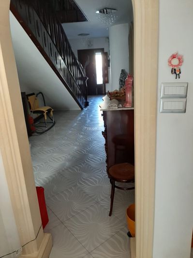 Image No.10-3 Bed Property for sale