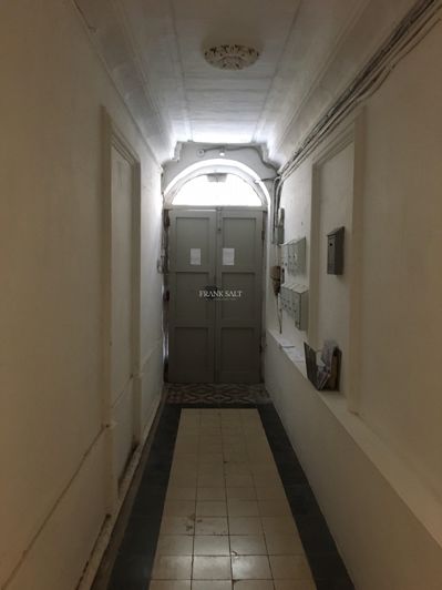 Image No.13-3 Bed Property for sale