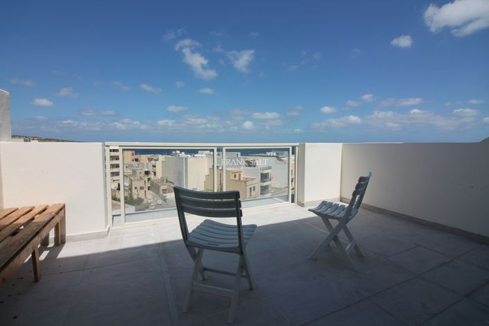 Image No.11-2 Bed Property for sale