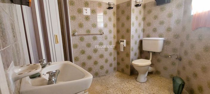 Image No.14-Propriété de 5 chambres à vendre à Qormi