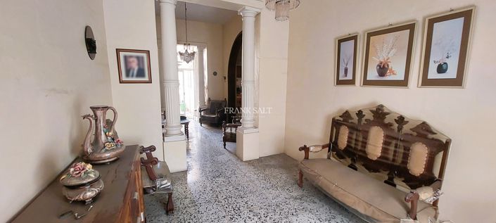 Image No.3-Propriété de 5 chambres à vendre à Qormi