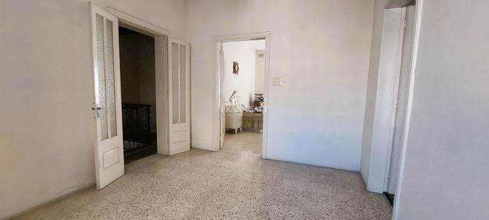 Image No.8-Propriété de 5 chambres à vendre à Qormi