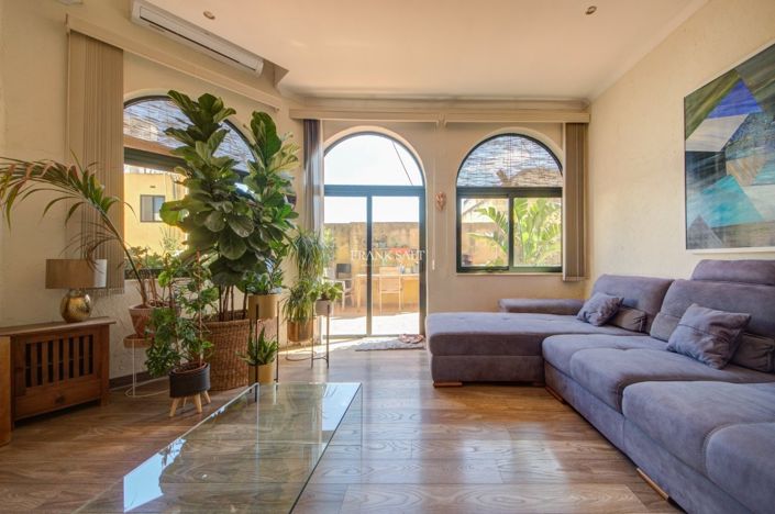 Image No.4-3 Bed Property for sale