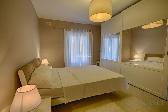 Image No.14-3 Bed Property for sale