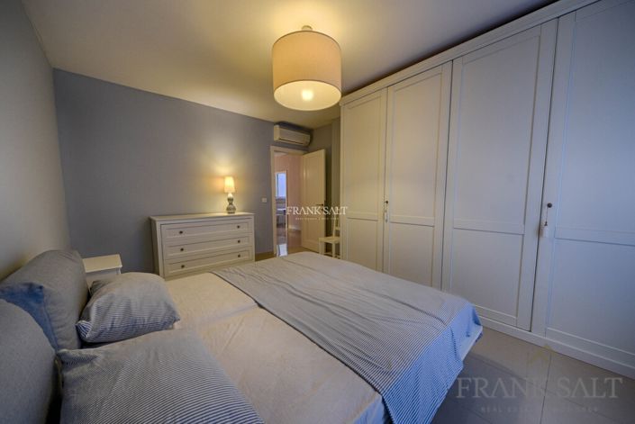 Image No.17-3 Bed Property for sale