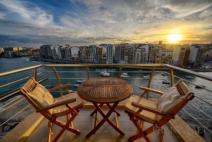 Image No.18-3 Bed Property for sale