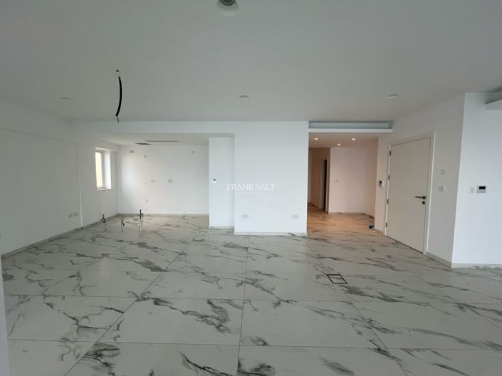 Image No.15-2 Bed Property for sale