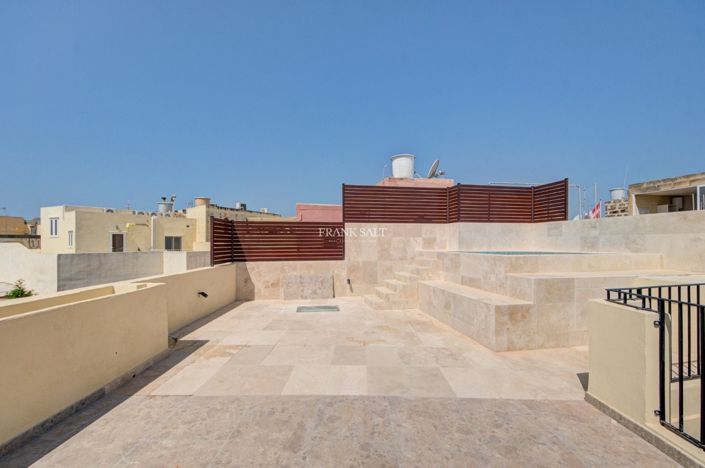 Image No.21-3 Bed Property for sale