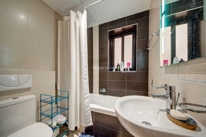 Image No.14-Propriété de 1 chambre à vendre à Malta
