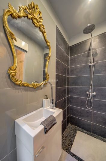 Image No.23-2 Bed Property for sale