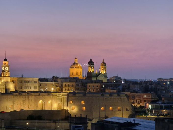 Image No.32-2 Bed Property for sale