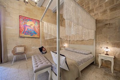 74a732b3-0a63-4b91-9fcb-62a794b8fde0