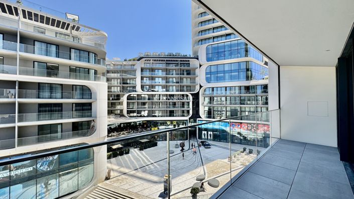 Image No.17-2 Bed Property for sale