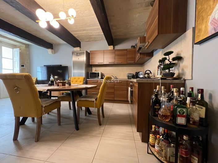 Image No.3-2 Bed Property for sale