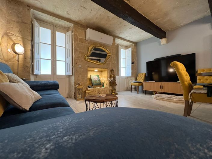 Image No.6-2 Bed Property for sale