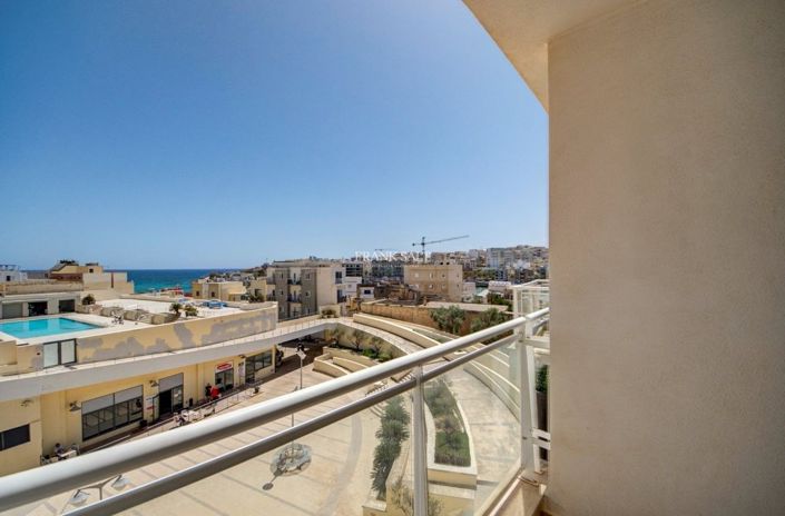 Image No.20-1 Bed Property for sale