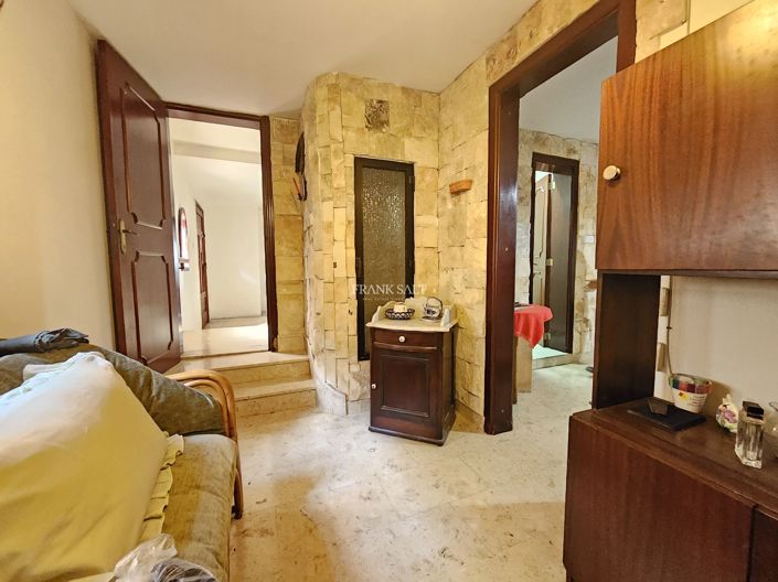 Image No.14-Propriété de 5 chambres à vendre à Swieqi