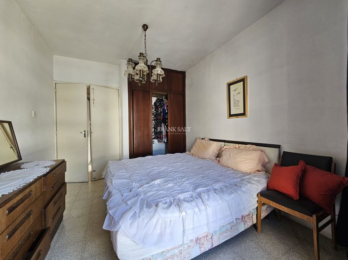 Image No.8-Propriété de 5 chambres à vendre à Swieqi