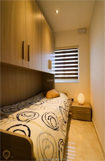 Image No.9-2 Bed Property for sale