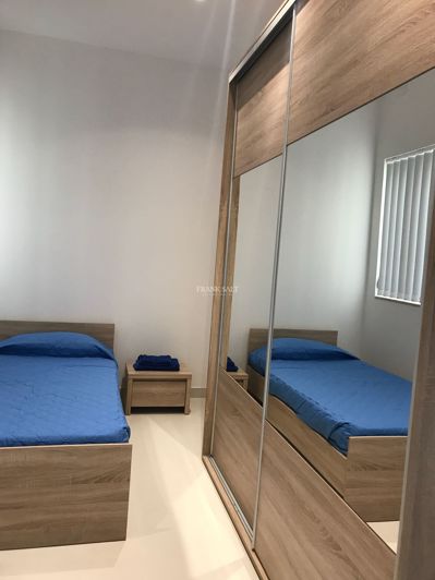 Image No.11-3 Bed Property for sale