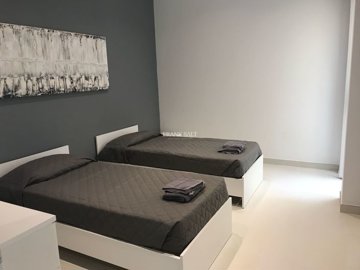 3200191f-b2b4-4595-a41c-31fac8cbce28