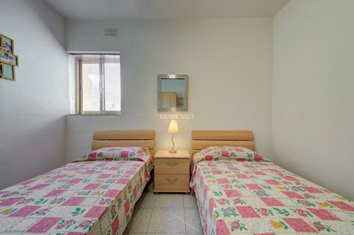 Image No.18-2 Bed Property for sale