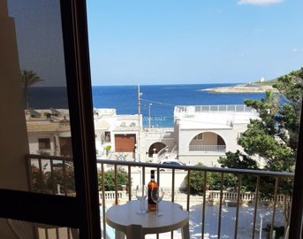 2cb976bc-3b6b-41d0-ae3b-8406db83041c