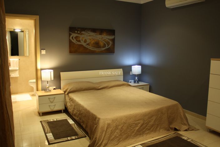 Image No.6-3 Bed Property for sale