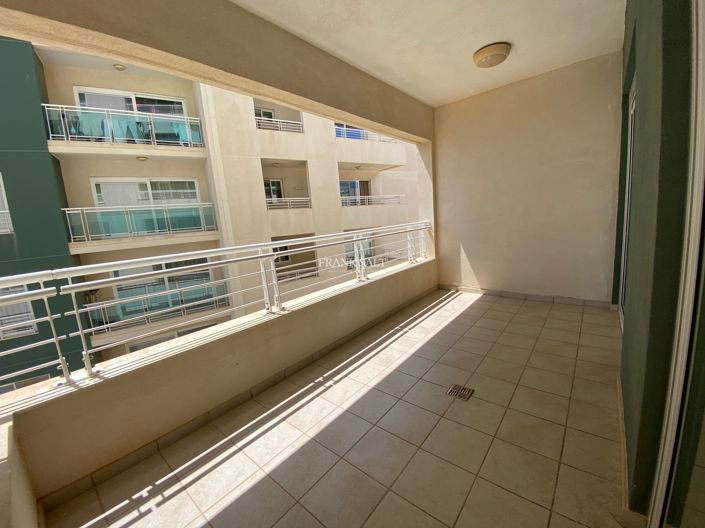 Image No.13-3 Bed Property for sale