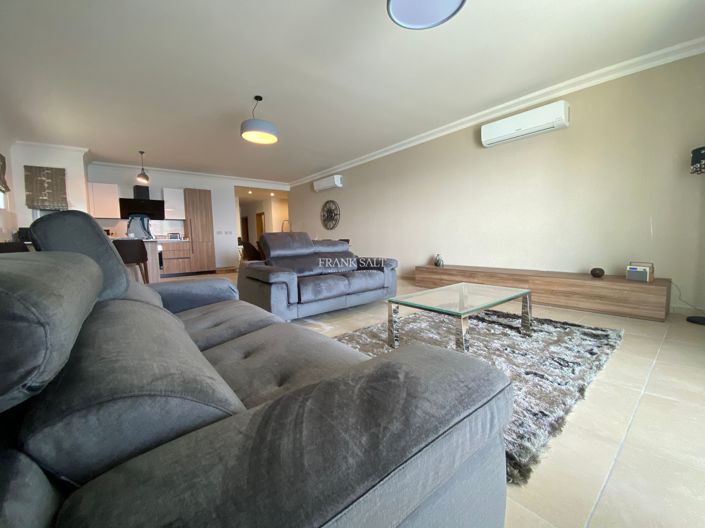 Image No.4-3 Bed Property for sale