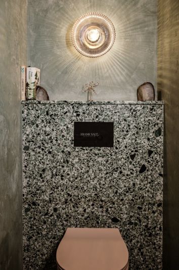 Image No.10-3 Bed Property for sale