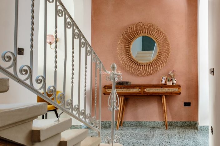 Image No.7-3 Bed Property for sale