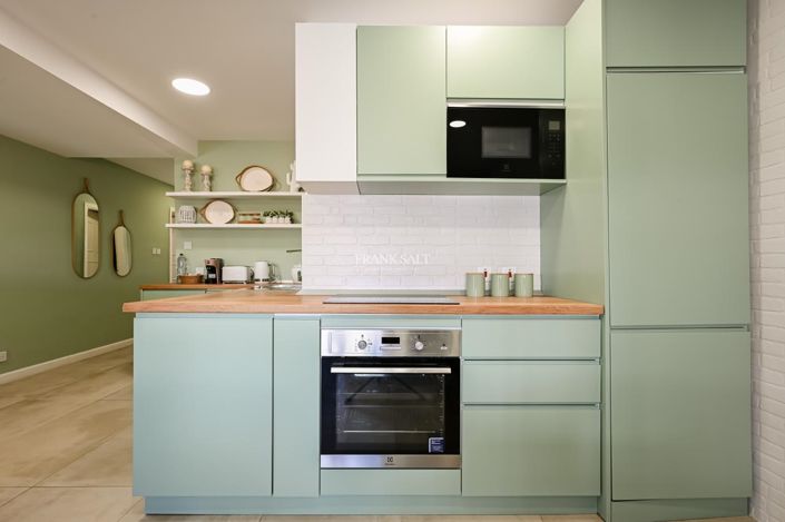 Image No.4-3 Bed Property for sale