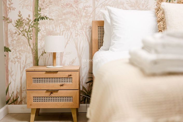 Image No.9-3 Bed Property for sale