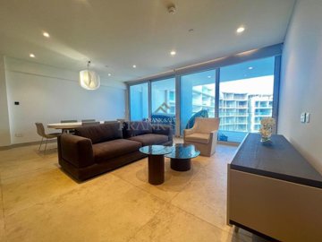 5fd07407-36e9-4418-8cad-1ff7894788a7