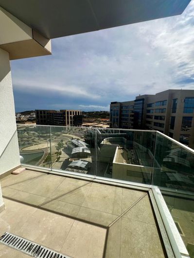 Image No.17-3 Bed Property for sale