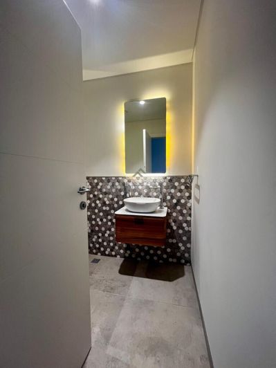 Image No.23-3 Bed Property for sale