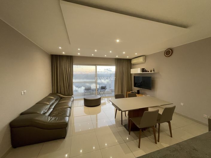 Image No.8-2 Bed Property for sale