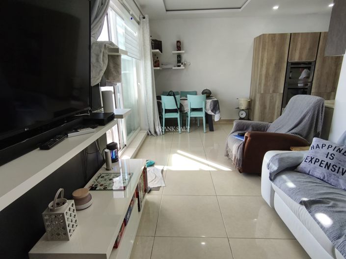 Image No.3-Propriété de 2 chambres à vendre à Zebbug