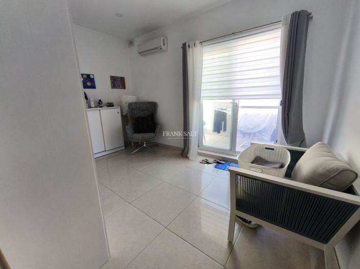 Image No.7-Propriété de 2 chambres à vendre à Zebbug