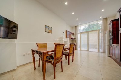 b7a40f88-d2c5-4c31-9e84-5d33f8982088