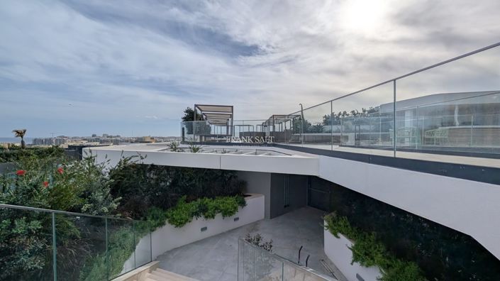 Image No.3-1 Bed Property for sale