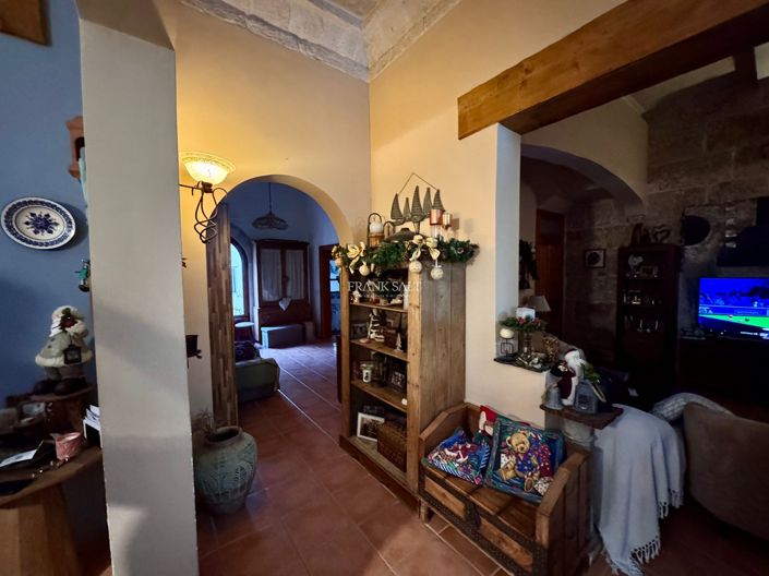 Image No.3-Propriété de 4 chambres à vendre à Mellieha