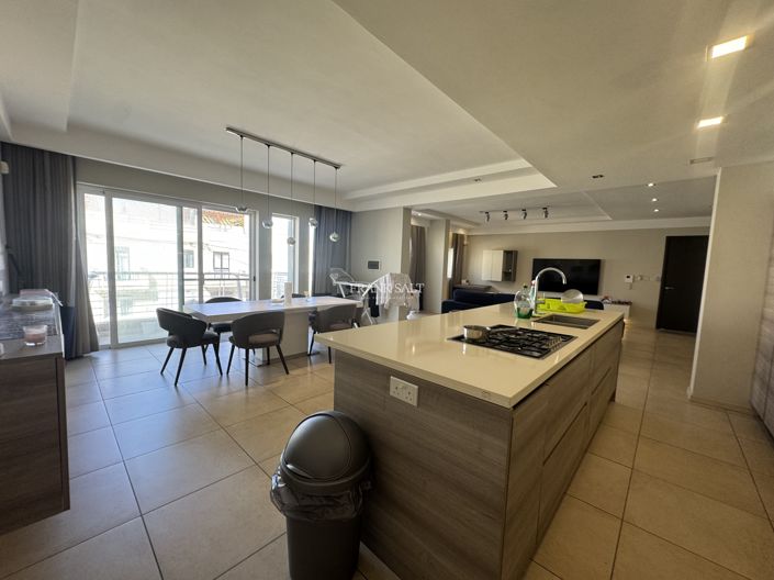 Image No.4-3 Bed Property for sale