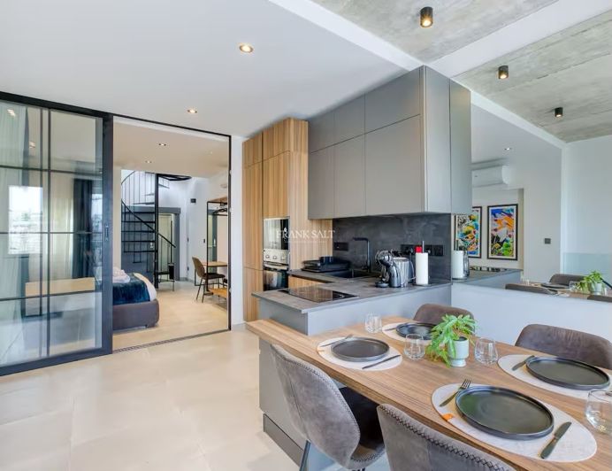 Image No.7-2 Bed Property for sale